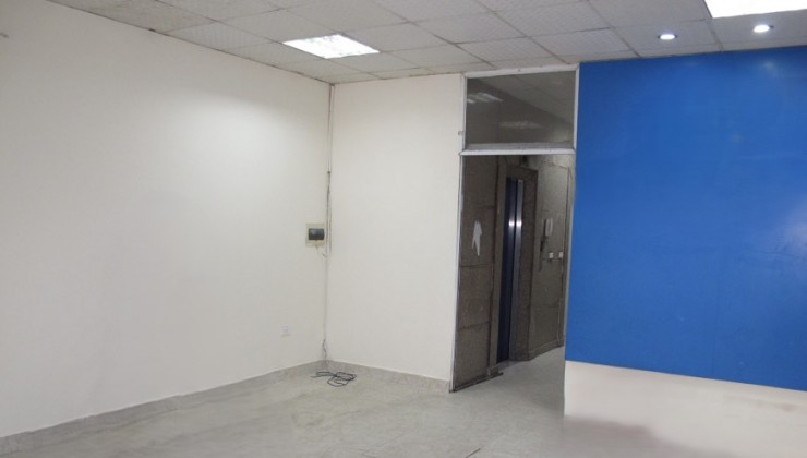 Cho thuê nhà ngõ oto Trần Kim Xuyến- Cầu Giấy DT 72m2 - 5 tầng  -Mt 6m- Giá 55 Triệu (CTLl)
